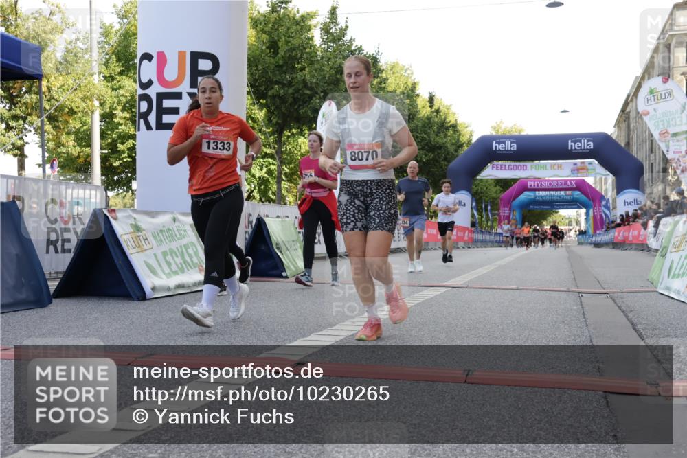 06.09.2026 - CURREX Alsterlauf Yannick Fuchs http://msf.ph/oto/10230265 06.09.2026 11:53:29 Ziel 1026, 1095, 1114, 1115, 1130, 1173, 1250, 1333, 1334, 3755, 8046, 8070 meine-sportfotos.de