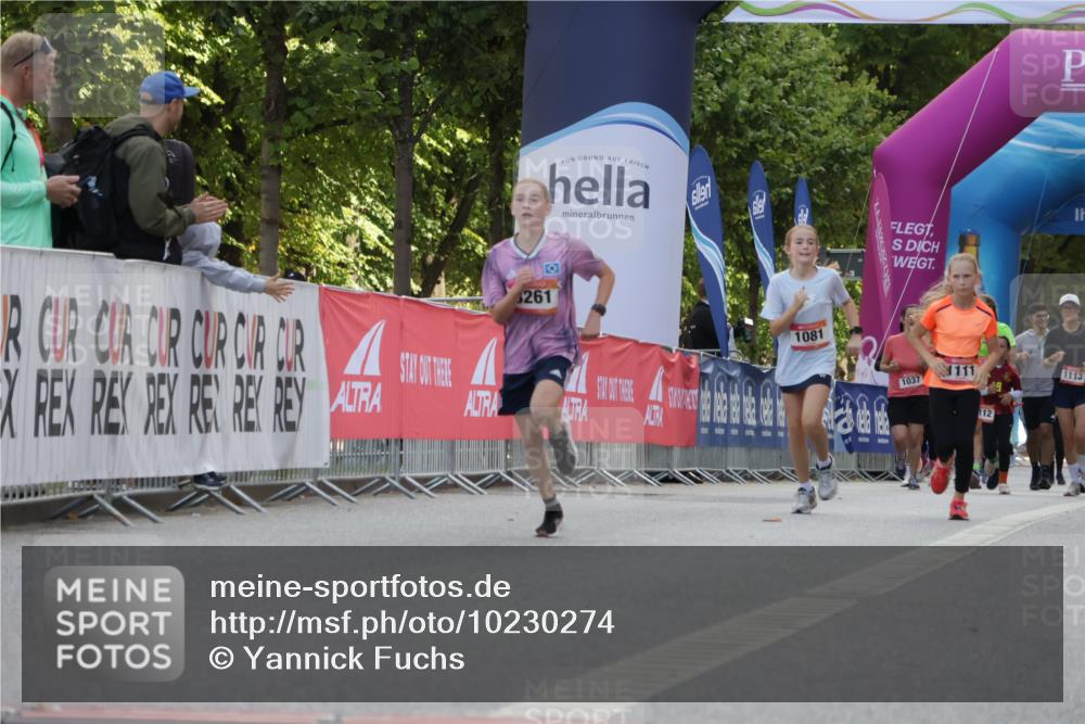 06.09.2026 - CURREX Alsterlauf Yannick Fuchs http://msf.ph/oto/10230274 06.09.2026 11:53:35 Ziel 1173, 1250, 1333, 1334, 3755, 8070, 8261 meine-sportfotos.de