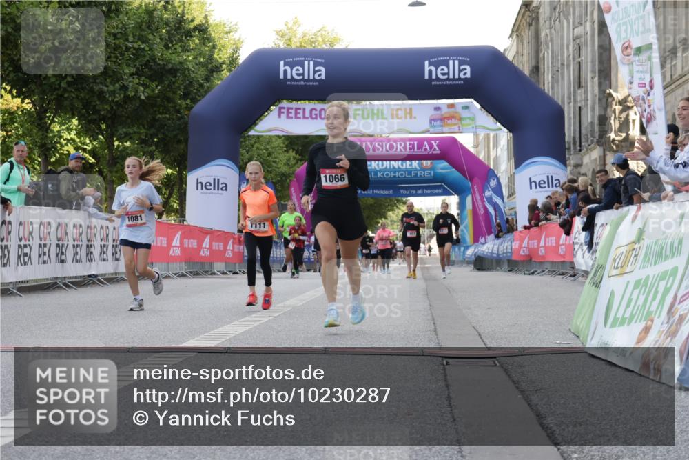 06.09.2026 - CURREX Alsterlauf Yannick Fuchs http://msf.ph/oto/10230287 06.09.2026 11:53:39 Ziel 1066, 1081, 1111, 1250, 8261 meine-sportfotos.de