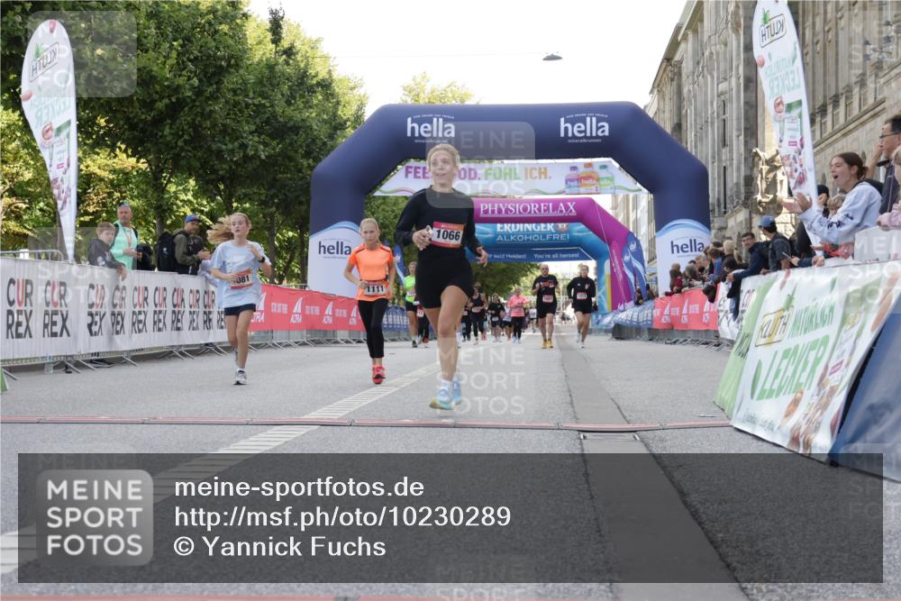 06.09.2026 - CURREX Alsterlauf Yannick Fuchs http://msf.ph/oto/10230289 06.09.2026 11:53:40 Ziel 1066, 1081, 1111, 8261 meine-sportfotos.de