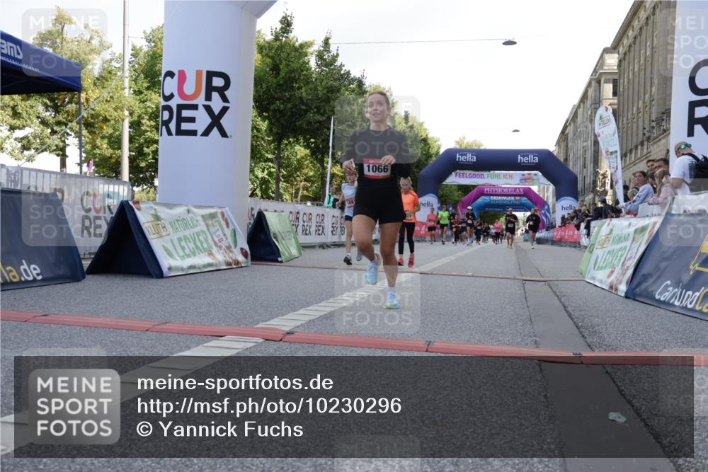 06.09.2026 - CURREX Alsterlauf Yannick Fuchs http://msf.ph/oto/10230296 06.09.2026 11:53:41 Ziel 1066, 1081, 1111, 8261 meine-sportfotos.de
