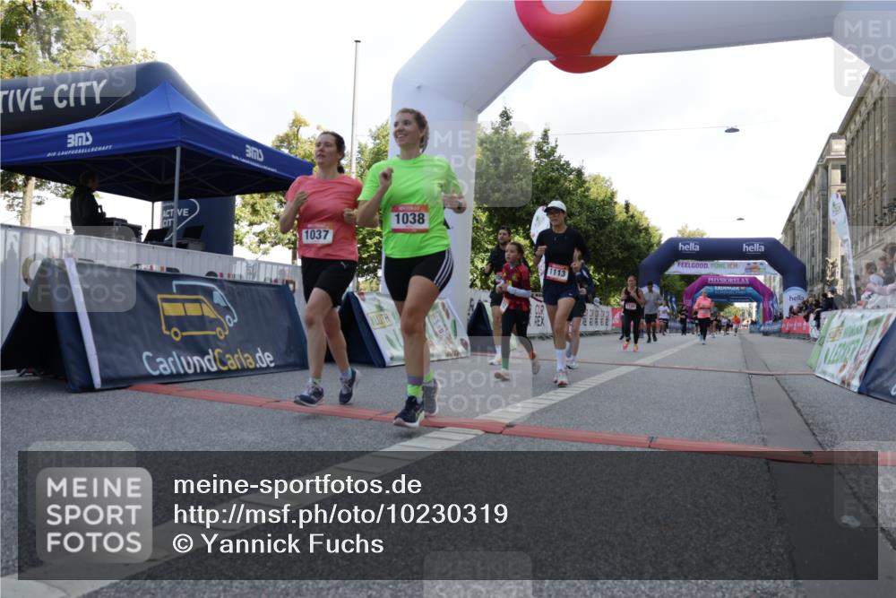 06.09.2026 - CURREX Alsterlauf Yannick Fuchs http://msf.ph/oto/10230319 06.09.2026 11:53:51 Ziel 1037, 1038, 1057, 1068, 1069, 1124, 1213, 1223, 1298, 1305 meine-sportfotos.de