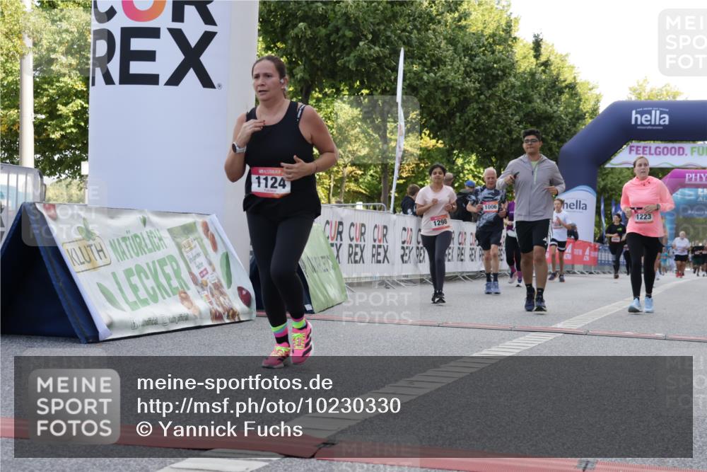 06.09.2026 - CURREX Alsterlauf Yannick Fuchs http://msf.ph/oto/10230330 06.09.2026 11:53:54 Ziel 1006, 1037, 1038, 1057, 1068, 1069, 1124, 1213, 1223, 1298, 1305 meine-sportfotos.de