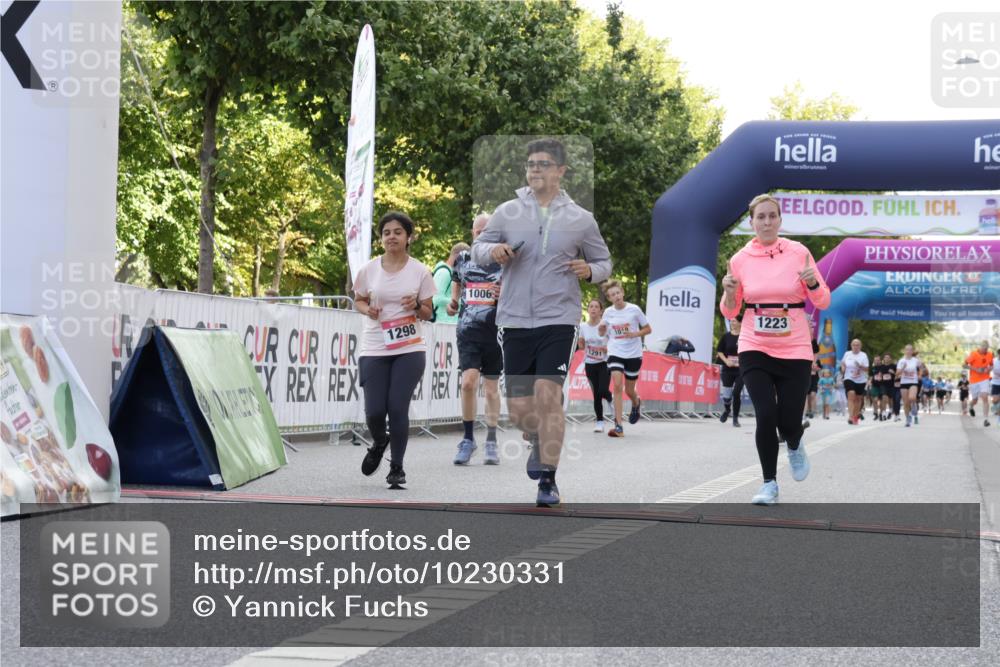 06.09.2026 - CURREX Alsterlauf Yannick Fuchs http://msf.ph/oto/10230331 06.09.2026 11:53:55 Ziel 1006, 1037, 1038, 1068, 1069, 1124, 1223, 1298, 1305 meine-sportfotos.de