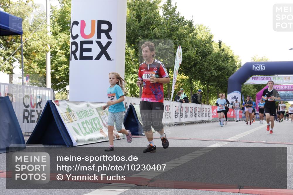06.09.2026 - CURREX Alsterlauf Yannick Fuchs http://msf.ph/oto/10230407 06.09.2026 11:54:21 Ziel 1078, 1104, 1151, 1166, 1167, 1192, 1308, 1322, 1323, 8018 meine-sportfotos.de