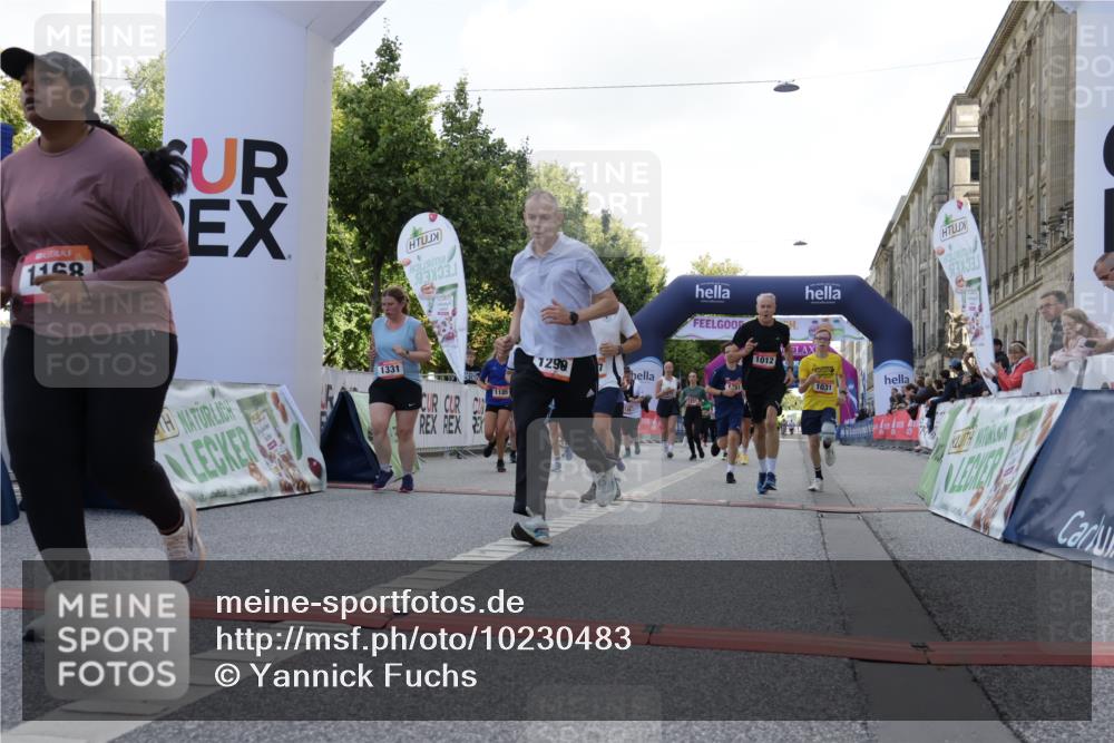 06.09.2026 - CURREX Alsterlauf Yannick Fuchs http://msf.ph/oto/10230483 06.09.2026 11:54:41 Ziel 1012, 1017, 1019, 1031, 1060, 1101, 1122, 1168, 1185, 1222, 1231, 1251, 1260, 1270, 1280, 1289, 1290, 1325, 1331 meine-sportfotos.de