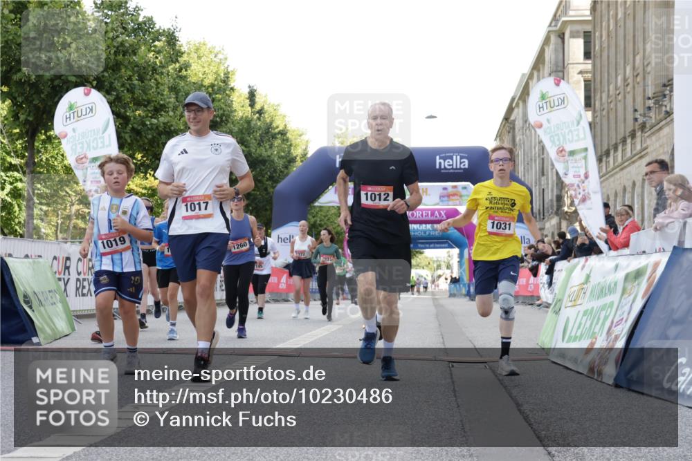 06.09.2026 - CURREX Alsterlauf Yannick Fuchs http://msf.ph/oto/10230486 06.09.2026 11:54:42 Ziel 1012, 1017, 1019, 1031, 1060, 1101, 1122, 1168, 1185, 1222, 1231, 1251, 1260, 1270, 1272, 1280, 1289, 1290, 1325, 1331 meine-sportfotos.de