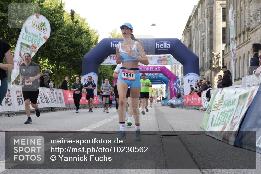 06.09.2026 - CURREX Alsterlauf Yannick Fuchs http://msf.ph/oto/10230562 06.09.2026 11:55:10 Ziel 1073, 1141, 1147, 1170, 1196, 1245, 1278, 1307, 1341, 8344 meine-sportfotos.de