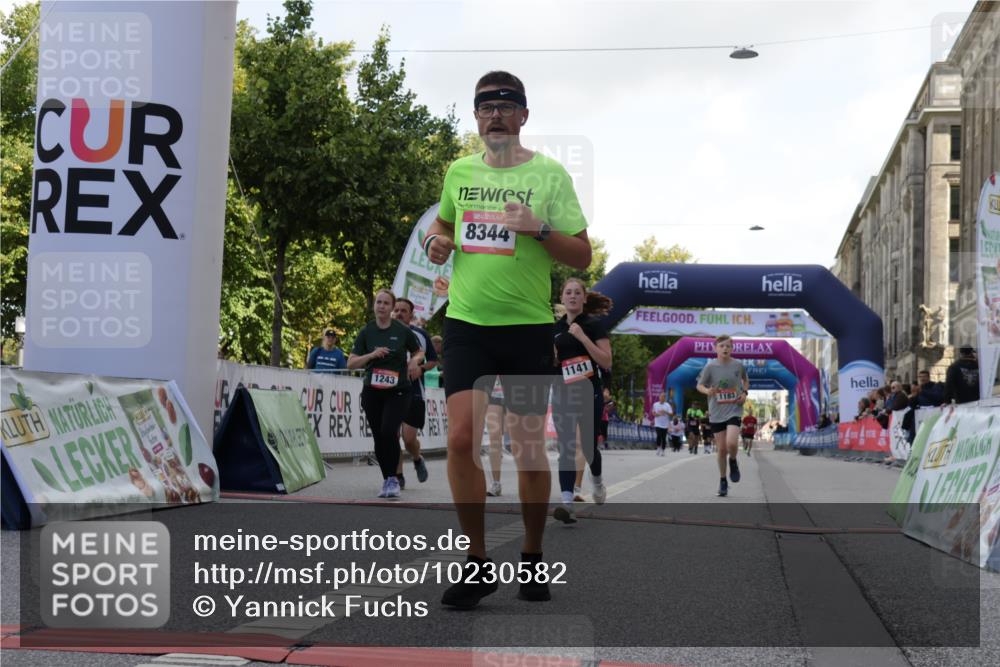 06.09.2026 - CURREX Alsterlauf Yannick Fuchs http://msf.ph/oto/10230582 06.09.2026 11:55:15 Ziel 1073, 1087, 1141, 1147, 1170, 1183, 1243, 1273, 1278, 1338, 1341, 8344 meine-sportfotos.de