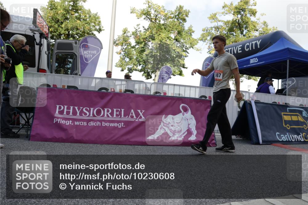 06.09.2026 - CURREX Alsterlauf Yannick Fuchs http://msf.ph/oto/10230608 06.09.2026 11:55:22 Ziel 1071, 1087, 1141, 1183, 1233, 1243, 1273, 1337, 1338 meine-sportfotos.de