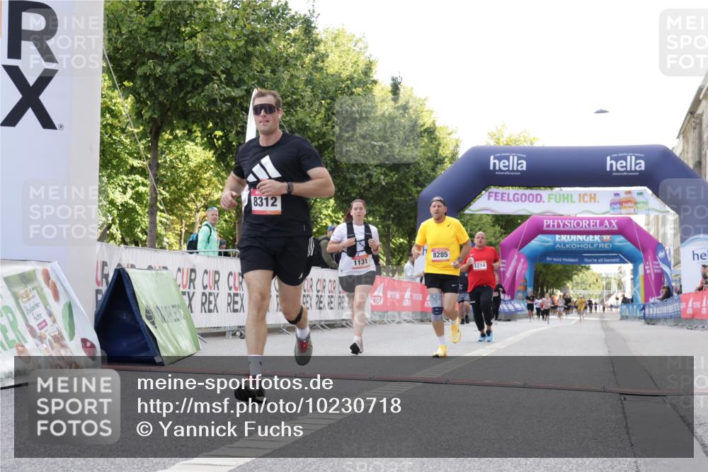 06.09.2026 - CURREX Alsterlauf Yannick Fuchs http://msf.ph/oto/10230718 06.09.2026 11:56:09 Ziel 1131, 1162, 1214, 1320, 8103, 8285, 8312 meine-sportfotos.de