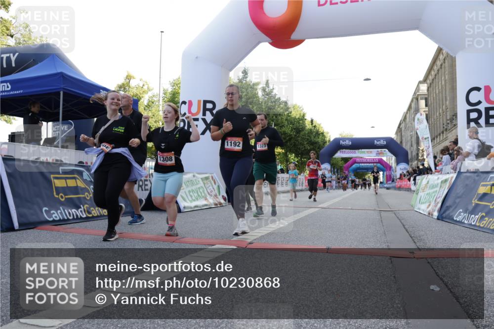 06.09.2026 - CURREX Alsterlauf Yannick Fuchs http://msf.ph/oto/10230868 06.09.2026 11:54:17 Ziel 1063, 1166, 1167, 1192, 1209, 1308, 1322, 1323, 8018 meine-sportfotos.de