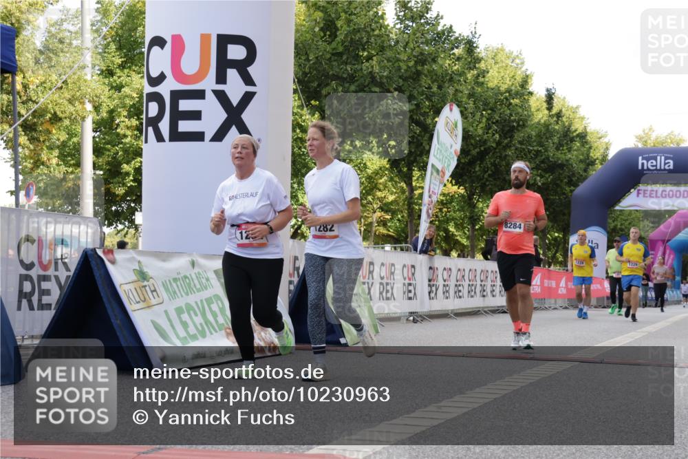 06.09.2026 - CURREX Alsterlauf Yannick Fuchs http://msf.ph/oto/10230963 06.09.2026 11:57:04 Ziel 1055, 1248, 1257, 1282, 1292, 8284, 8325, 8326 meine-sportfotos.de