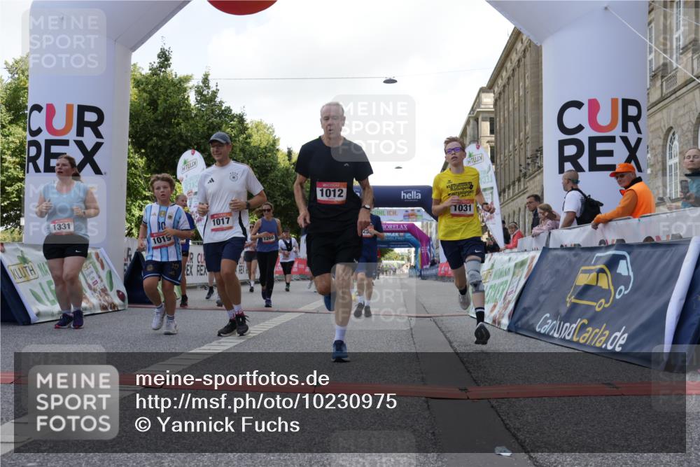 06.09.2026 - CURREX Alsterlauf Yannick Fuchs http://msf.ph/oto/10230975 06.09.2026 11:54:43 Ziel 1012, 1017, 1019, 1031, 1060, 1101, 1145, 1168, 1185, 1222, 1231, 1251, 1260, 1270, 1272, 1280, 1289, 1290, 1325, 1331 meine-sportfotos.de