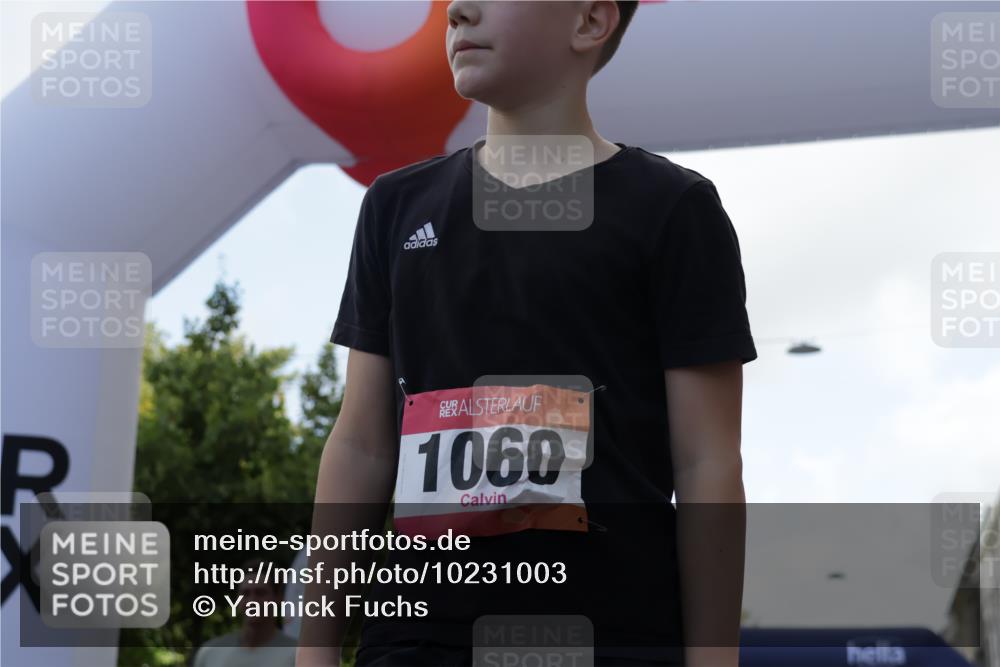 06.09.2026 - CURREX Alsterlauf Yannick Fuchs http://msf.ph/oto/10231003 06.09.2026 11:54:50 Ziel 1060, 1097, 1101, 1134, 1140, 1145, 1185, 1222, 1231, 1247, 1251, 1260, 1270, 1272, 1275, 1276, 1280 meine-sportfotos.de