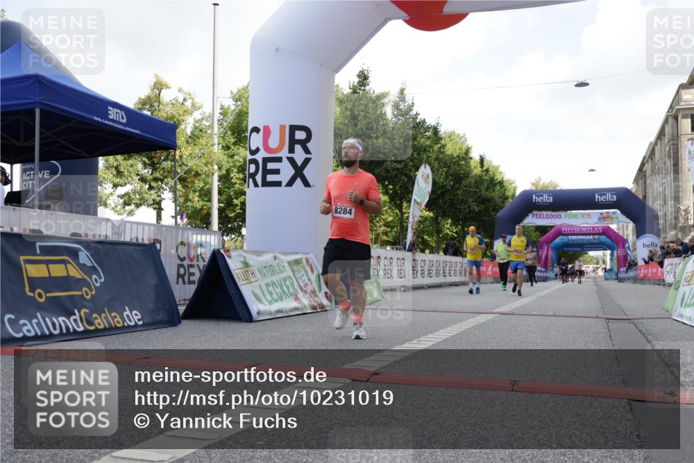 06.09.2026 - CURREX Alsterlauf Yannick Fuchs http://msf.ph/oto/10231019 06.09.2026 11:57:07 Ziel 1055, 1067, 1228, 1229, 1282, 1292, 8284, 8326 meine-sportfotos.de