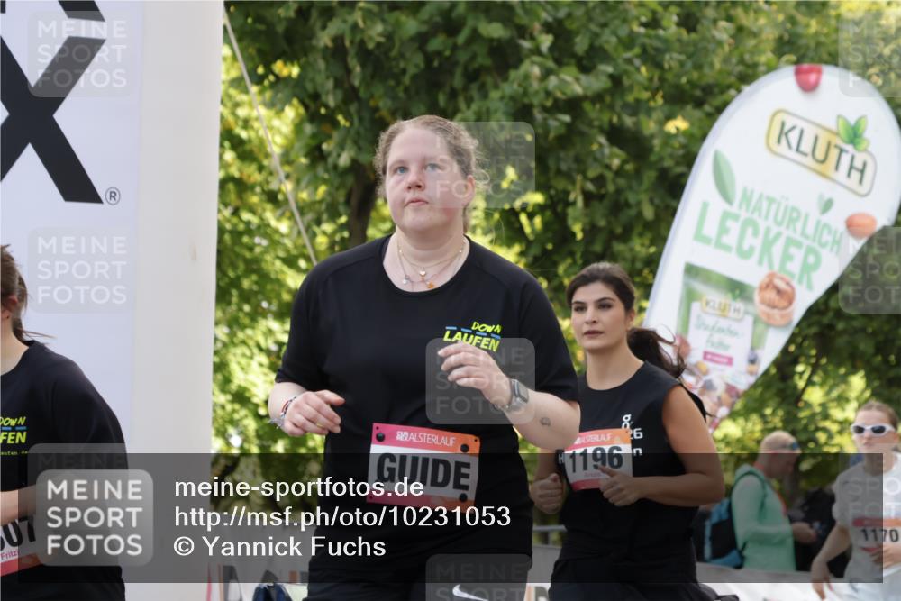 06.09.2026 - CURREX Alsterlauf Yannick Fuchs http://msf.ph/oto/10231053 06.09.2026 11:55:07 Ziel 1013, 1073, 1147, 1170, 1177, 1196, 1245, 1278, 1307, 1341 meine-sportfotos.de