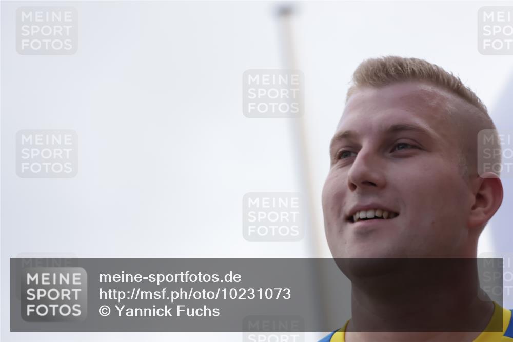 06.09.2026 - CURREX Alsterlauf Yannick Fuchs http://msf.ph/oto/10231073 06.09.2026 11:57:13 Ziel 1067, 1228, 1229, 1345, 1346, 8138 meine-sportfotos.de