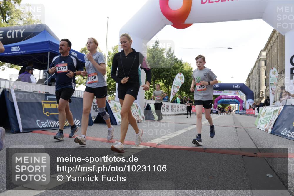 06.09.2026 - CURREX Alsterlauf Yannick Fuchs http://msf.ph/oto/10231106 06.09.2026 11:55:19 Ziel 1071, 1073, 1087, 1141, 1183, 1243, 1273, 1338, 8344 meine-sportfotos.de