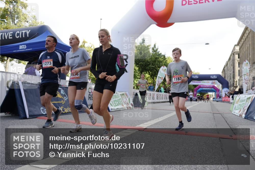 06.09.2026 - CURREX Alsterlauf Yannick Fuchs http://msf.ph/oto/10231107 06.09.2026 11:55:19 Ziel 1071, 1073, 1087, 1141, 1183, 1243, 1273, 1338, 8344 meine-sportfotos.de