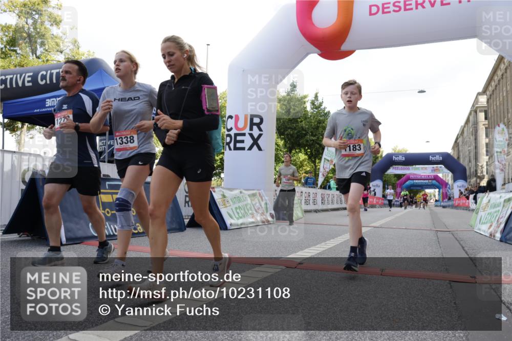 06.09.2026 - CURREX Alsterlauf Yannick Fuchs http://msf.ph/oto/10231108 06.09.2026 11:55:19 Ziel 1071, 1073, 1087, 1141, 1183, 1243, 1273, 1338, 8344 meine-sportfotos.de