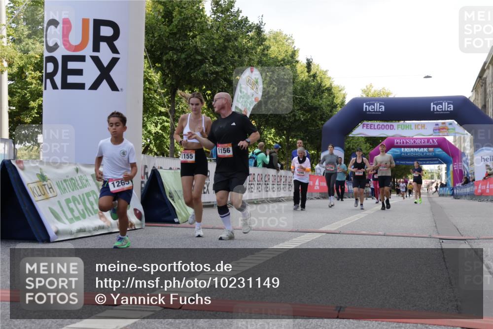 06.09.2026 - CURREX Alsterlauf Yannick Fuchs http://msf.ph/oto/10231149 06.09.2026 11:55:36 Ziel 1030, 1033, 1046, 1155, 1156, 1265, 1284, 1285, 1286, 1288, 8136 meine-sportfotos.de