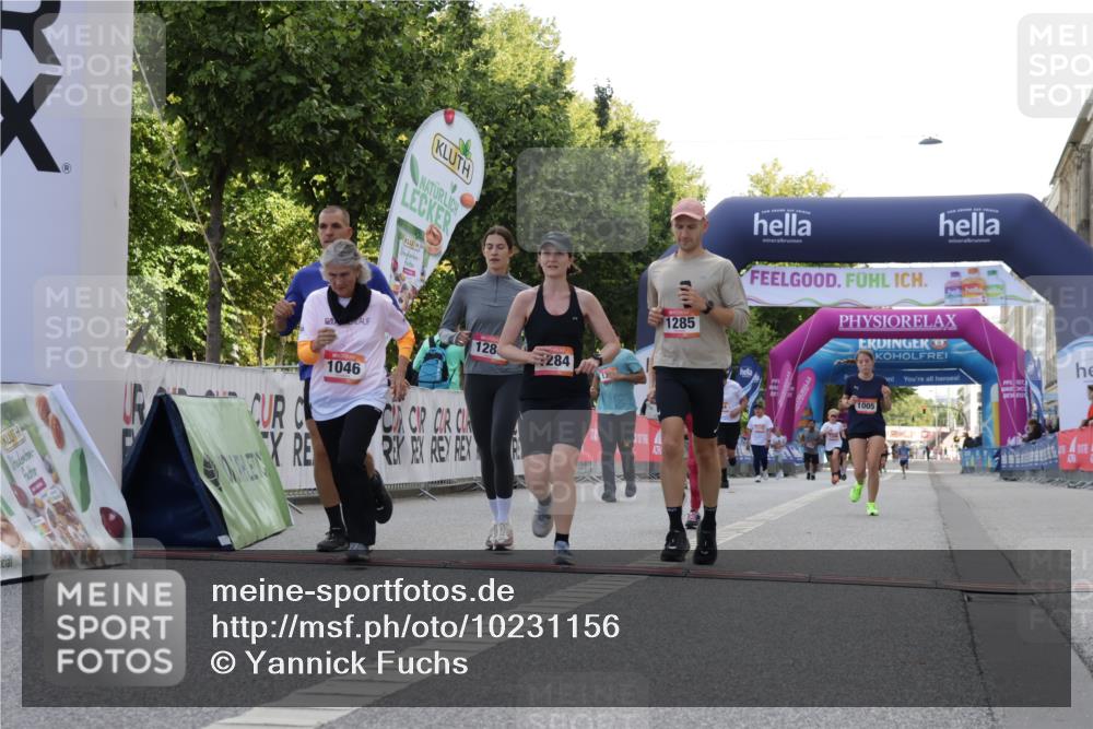 06.09.2026 - CURREX Alsterlauf Yannick Fuchs http://msf.ph/oto/10231156 06.09.2026 11:55:40 Ziel 1005, 1046, 1155, 1156, 1203, 1234, 1265, 1284, 1285, 1286, 1288, 1326 meine-sportfotos.de