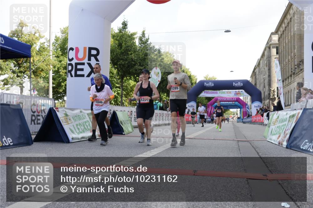 06.09.2026 - CURREX Alsterlauf Yannick Fuchs http://msf.ph/oto/10231162 06.09.2026 11:55:41 Ziel 1005, 1046, 1155, 1156, 1203, 1234, 1265, 1284, 1285, 1286, 1288, 1326 meine-sportfotos.de