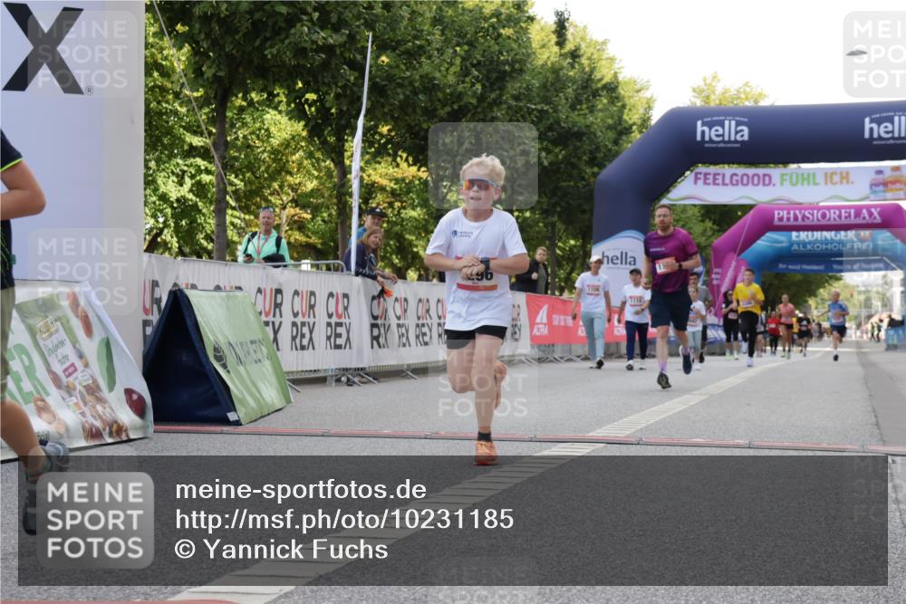 06.09.2026 - CURREX Alsterlauf Yannick Fuchs http://msf.ph/oto/10231185 06.09.2026 11:55:49 Ziel 1004, 1005, 1149, 1203, 1234, 1296, 1326 meine-sportfotos.de
