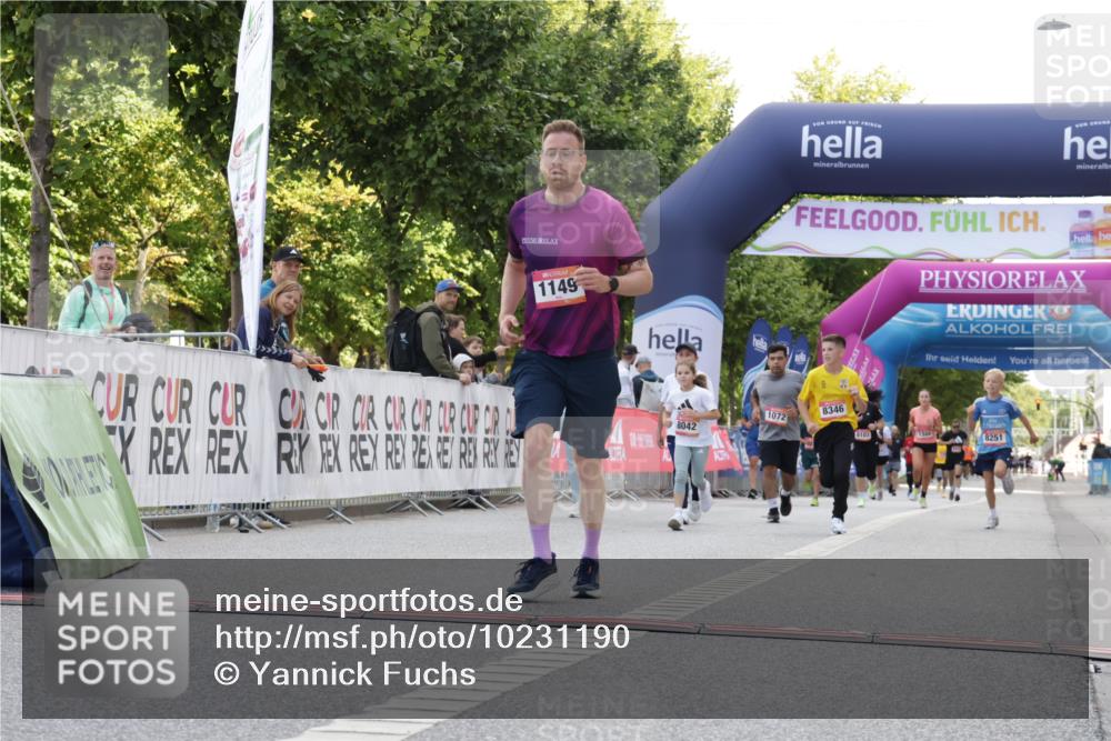 06.09.2026 - CURREX Alsterlauf Yannick Fuchs http://msf.ph/oto/10231190 06.09.2026 11:55:51 Ziel 1004, 1005, 1149, 1234, 1296, 1326, 8042, 8251, 8346 meine-sportfotos.de