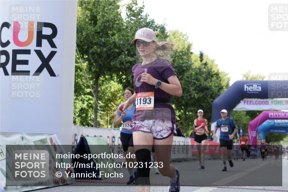 06.09.2026 - CURREX Alsterlauf Yannick Fuchs http://msf.ph/oto/10231233 06.09.2026 11:57:33 Ziel 1154, 1174, 1187, 1188, 1193, 1302, 2484 meine-sportfotos.de