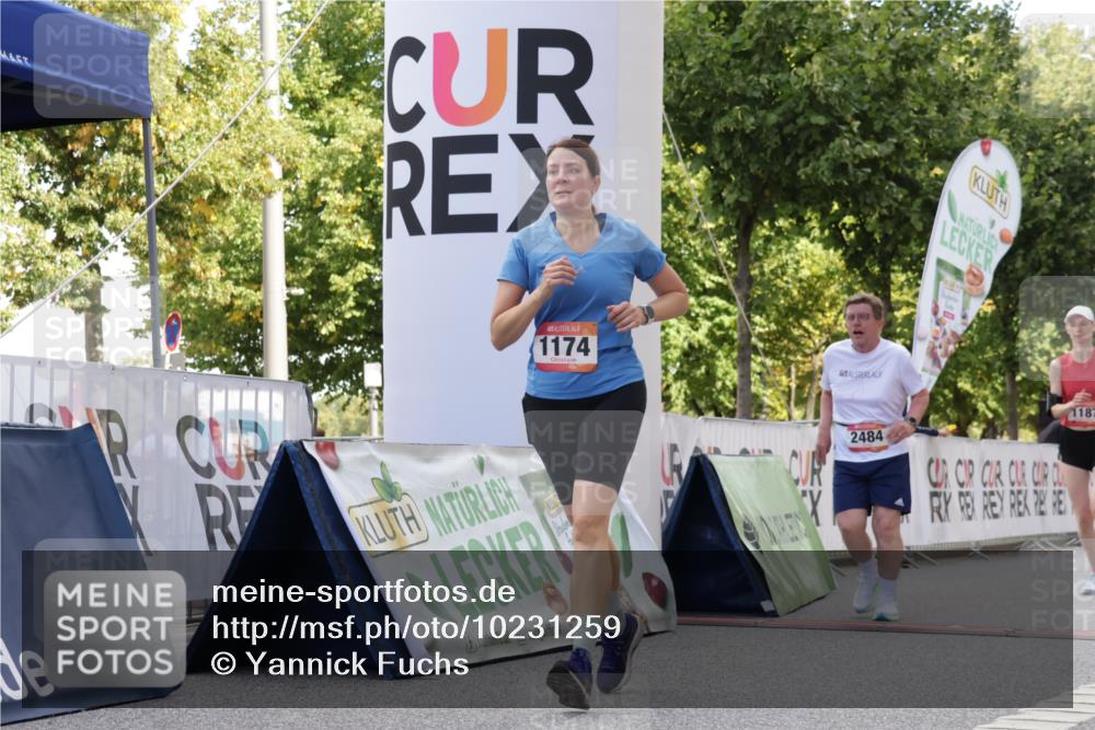06.09.2026 - CURREX Alsterlauf Yannick Fuchs http://msf.ph/oto/10231259 06.09.2026 11:57:35 Ziel 1154, 1174, 1187, 1188, 1193, 1302, 2484 meine-sportfotos.de