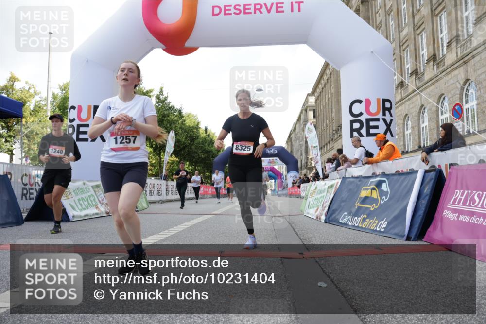 06.09.2026 - CURREX Alsterlauf Yannick Fuchs http://msf.ph/oto/10231404 06.09.2026 11:56:59 Ziel 1055, 1148, 1171, 1248, 1257, 1282, 1292, 8098, 8325, 8326 meine-sportfotos.de
