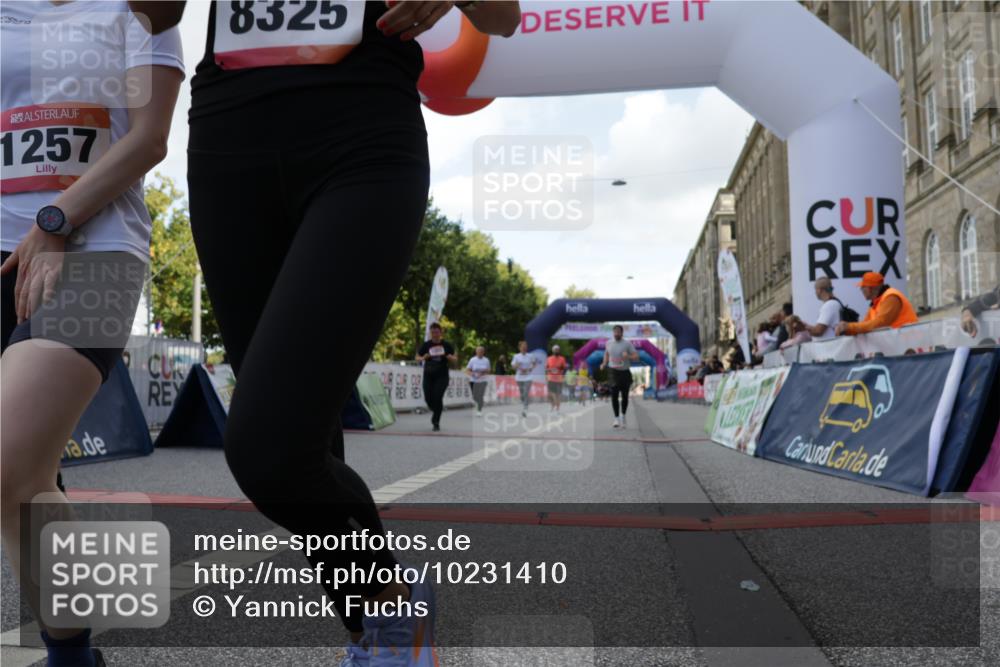 06.09.2026 - CURREX Alsterlauf Yannick Fuchs http://msf.ph/oto/10231410 06.09.2026 11:57:00 Ziel 1055, 1148, 1171, 1248, 1257, 1282, 1292, 8098, 8284, 8325, 8326 meine-sportfotos.de