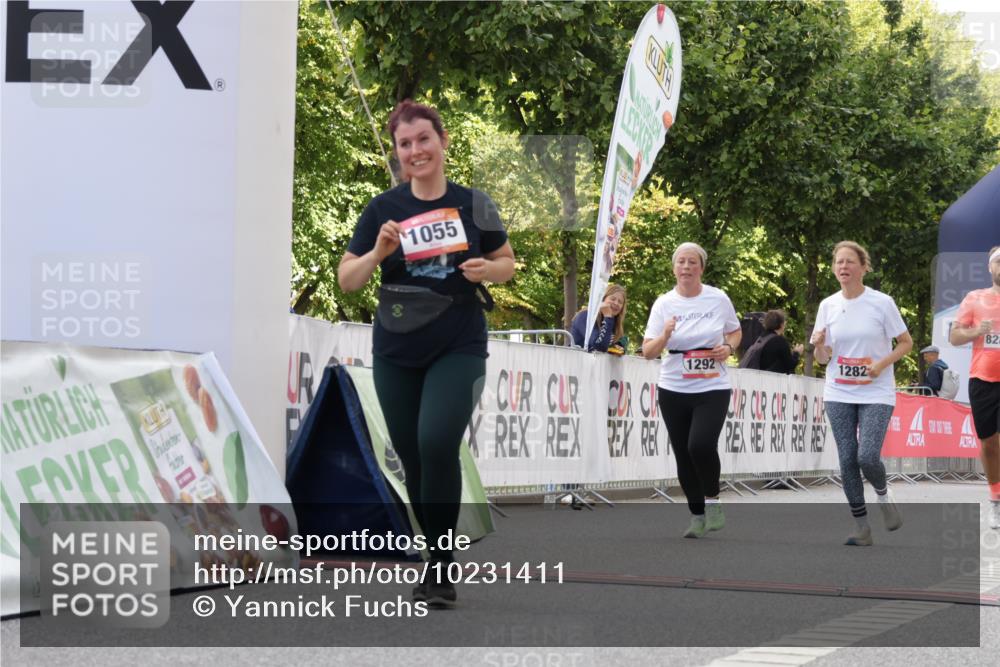 06.09.2026 - CURREX Alsterlauf Yannick Fuchs http://msf.ph/oto/10231411 06.09.2026 11:57:01 Ziel 1055, 1148, 1171, 1248, 1257, 1282, 1292, 8098, 8284, 8325, 8326 meine-sportfotos.de