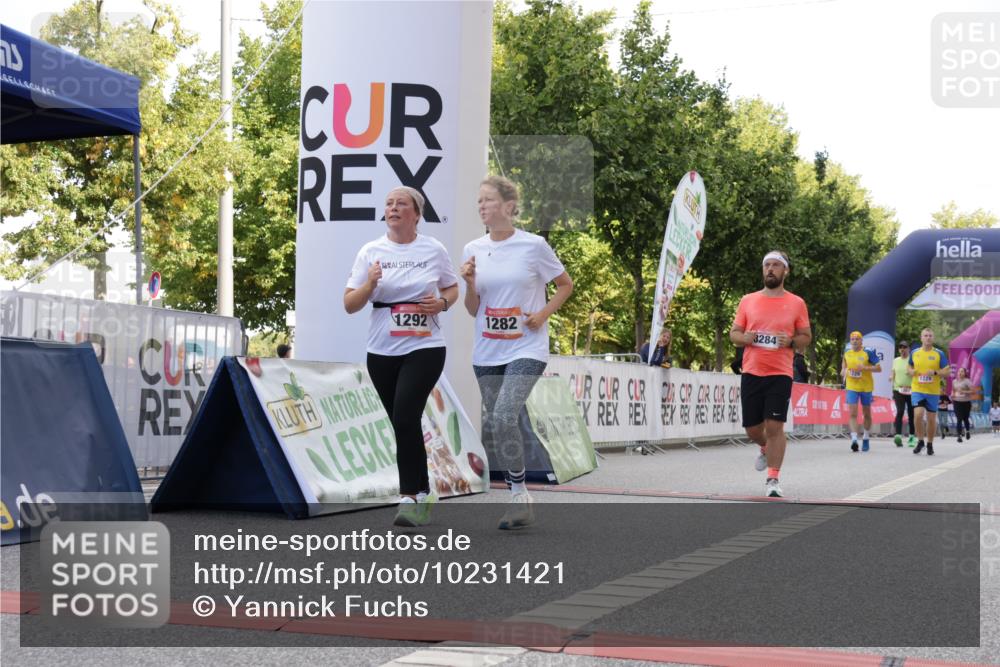 06.09.2026 - CURREX Alsterlauf Yannick Fuchs http://msf.ph/oto/10231421 06.09.2026 11:57:04 Ziel 1055, 1248, 1257, 1282, 1292, 8284, 8325, 8326 meine-sportfotos.de