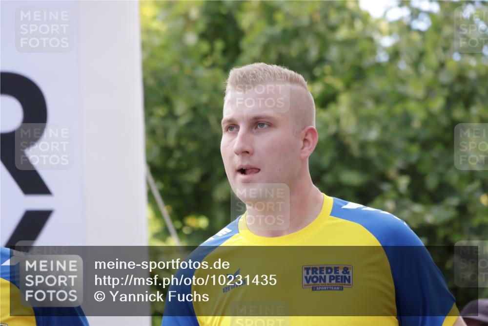06.09.2026 - CURREX Alsterlauf Yannick Fuchs http://msf.ph/oto/10231435 06.09.2026 11:57:12 Ziel 1067, 1228, 1229, 1345, 1346, 8138, 8284 meine-sportfotos.de