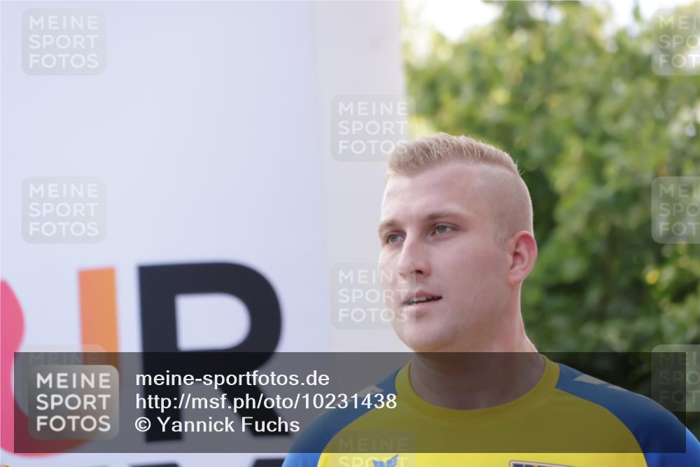 06.09.2026 - CURREX Alsterlauf Yannick Fuchs http://msf.ph/oto/10231438 06.09.2026 11:57:12 Ziel 1067, 1228, 1229, 1345, 1346, 8138, 8284 meine-sportfotos.de