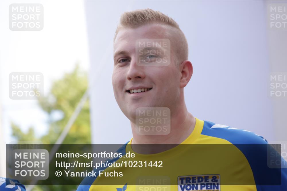 06.09.2026 - CURREX Alsterlauf Yannick Fuchs http://msf.ph/oto/10231442 06.09.2026 11:57:13 Ziel 1067, 1228, 1229, 1345, 1346, 8138 meine-sportfotos.de
