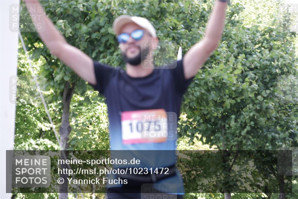06.09.2026 - CURREX Alsterlauf Yannick Fuchs http://msf.ph/oto/10231472 06.09.2026 11:57:58 Ziel 1036, 1075, 1084, 1139, 1159, 1160, 1241 meine-sportfotos.de