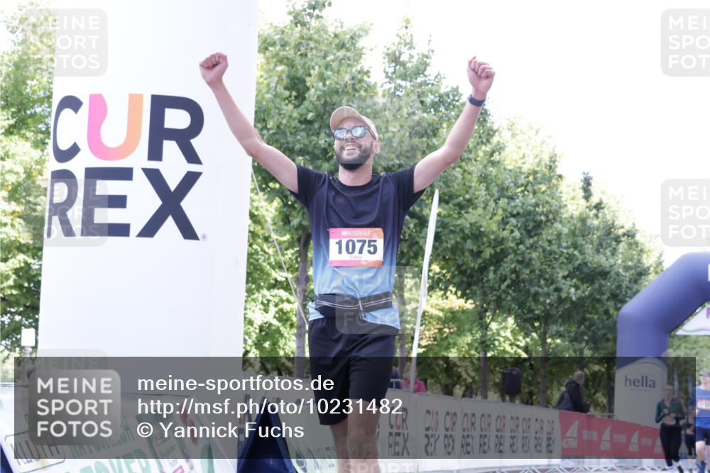 06.09.2026 - CURREX Alsterlauf Yannick Fuchs http://msf.ph/oto/10231482 06.09.2026 11:57:58 Ziel 1036, 1075, 1084, 1139, 1159, 1160, 1241 meine-sportfotos.de