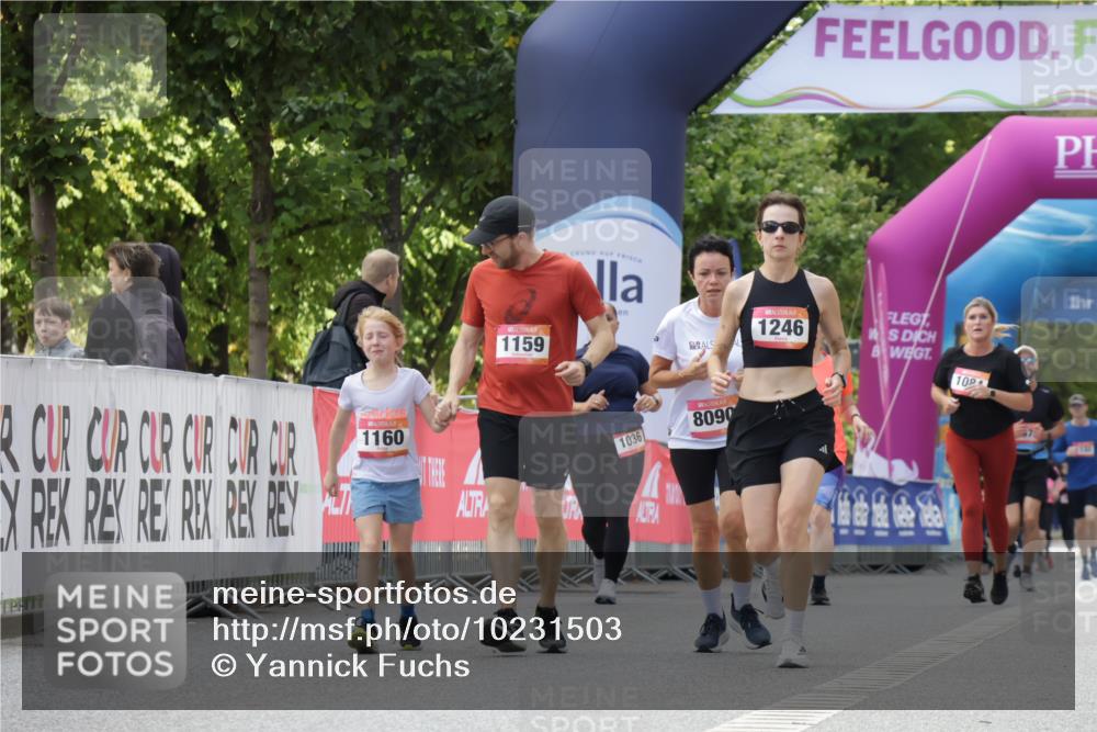 06.09.2026 - CURREX Alsterlauf Yannick Fuchs http://msf.ph/oto/10231503 06.09.2026 11:57:44 Ziel 1187, 1188, 1210, 1246 meine-sportfotos.de