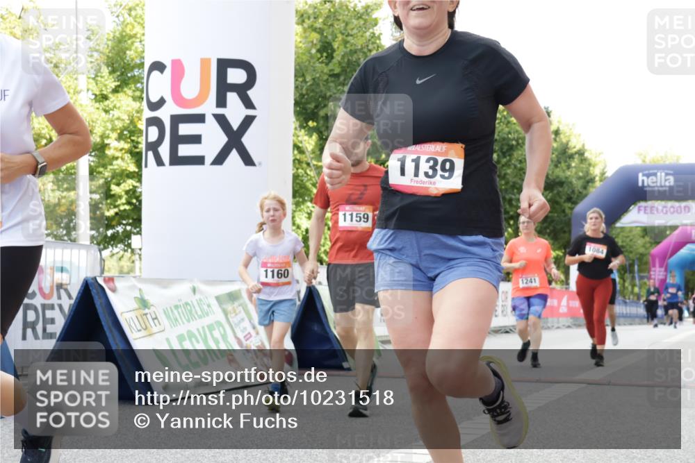 06.09.2026 - CURREX Alsterlauf Yannick Fuchs http://msf.ph/oto/10231518 06.09.2026 11:57:52 Ziel 1036, 1075, 1084, 1139, 1159, 1160, 1241, 1246, 8090 meine-sportfotos.de
