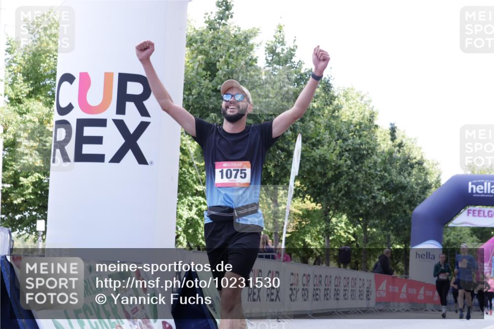 06.09.2026 - CURREX Alsterlauf Yannick Fuchs http://msf.ph/oto/10231530 06.09.2026 11:57:58 Ziel 1036, 1075, 1084, 1139, 1159, 1160, 1241 meine-sportfotos.de