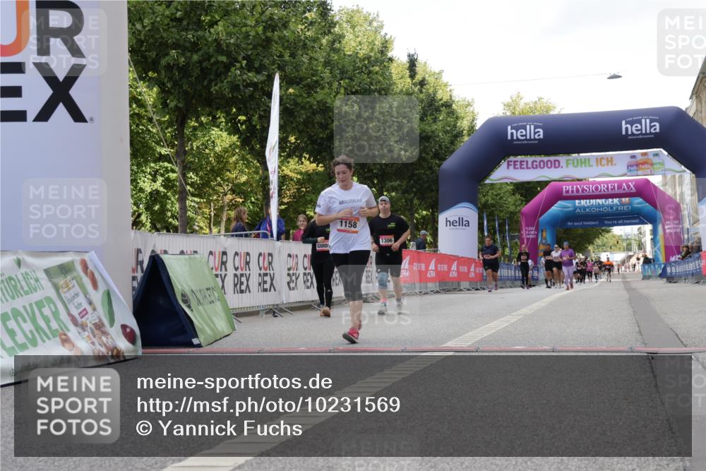 06.09.2026 - CURREX Alsterlauf Yannick Fuchs http://msf.ph/oto/10231569 06.09.2026 11:58:19 Ziel 1007, 1020, 1077, 1158, 1178, 1179, 1306 meine-sportfotos.de