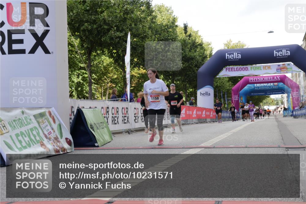 06.09.2026 - CURREX Alsterlauf Yannick Fuchs http://msf.ph/oto/10231571 06.09.2026 11:58:19 Ziel 1007, 1020, 1077, 1158, 1178, 1179, 1306 meine-sportfotos.de
