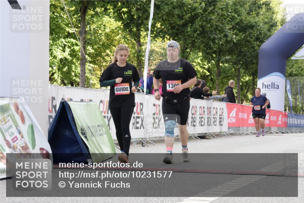 06.09.2026 - CURREX Alsterlauf Yannick Fuchs http://msf.ph/oto/10231577 06.09.2026 11:58:22 Ziel 1020, 1077, 1158, 1179, 1306 meine-sportfotos.de