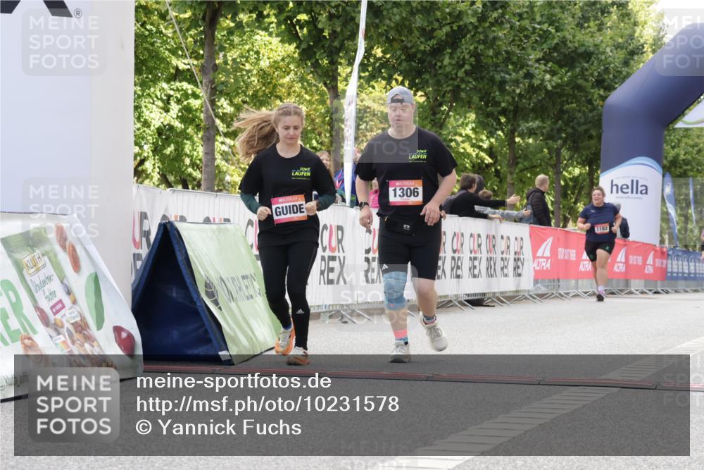 06.09.2026 - CURREX Alsterlauf Yannick Fuchs http://msf.ph/oto/10231578 06.09.2026 11:58:23 Ziel 1020, 1077, 1158, 1179, 1306 meine-sportfotos.de