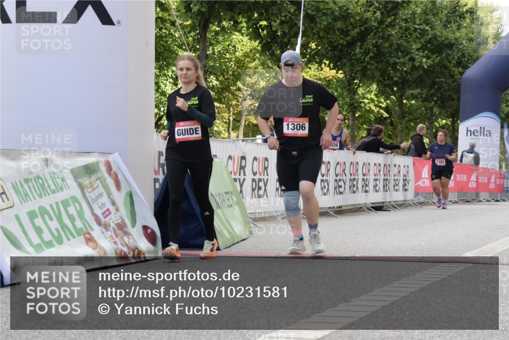06.09.2026 - CURREX Alsterlauf Yannick Fuchs http://msf.ph/oto/10231581 06.09.2026 11:58:24 Ziel 1020, 1158, 1306 meine-sportfotos.de