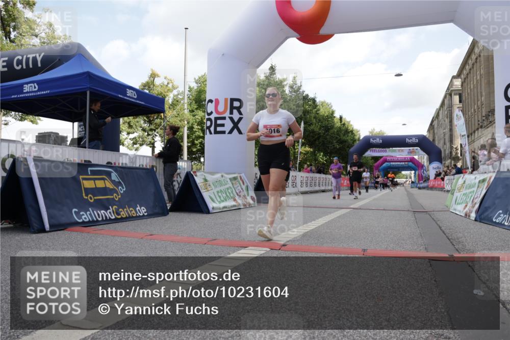 06.09.2026 - CURREX Alsterlauf Yannick Fuchs http://msf.ph/oto/10231604 06.09.2026 11:58:31 Ziel 1082, 1182, 1306, 1314, 1334, 8016 meine-sportfotos.de